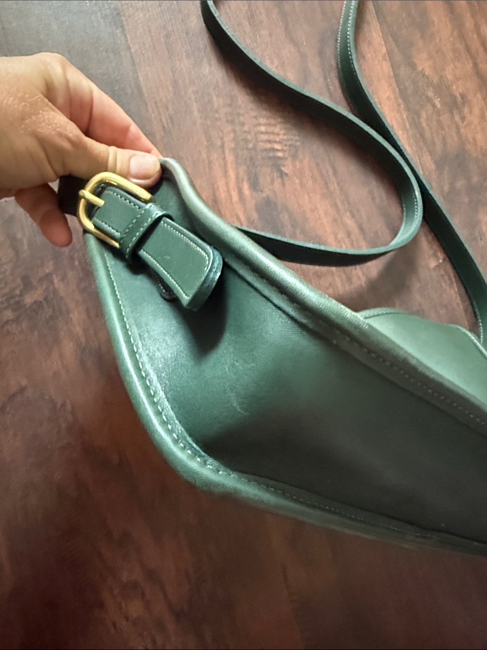 Vintage Coach Forest Green Leather Crossbody Bag - Picture 3 of 11